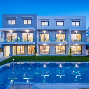 Mary Hotel & Mary Royal Suites